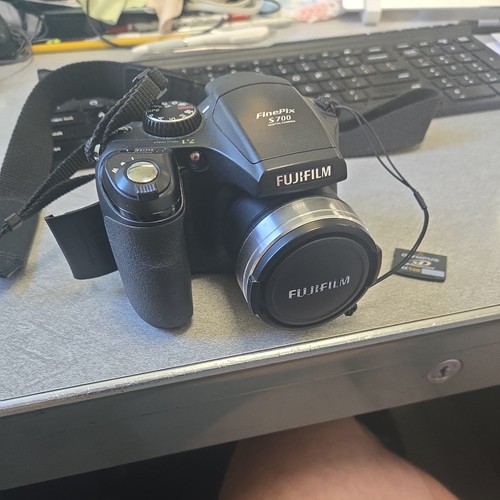 Fujifilm finepix s700 mp - s700, 7,1