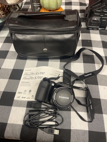 Fujifilm finepix series s700 - finepix,